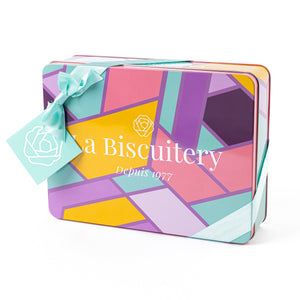 
                
                    Load image into Gallery viewer, La Biscuitery - The Macarons - The Birthday Box (24)
                
            